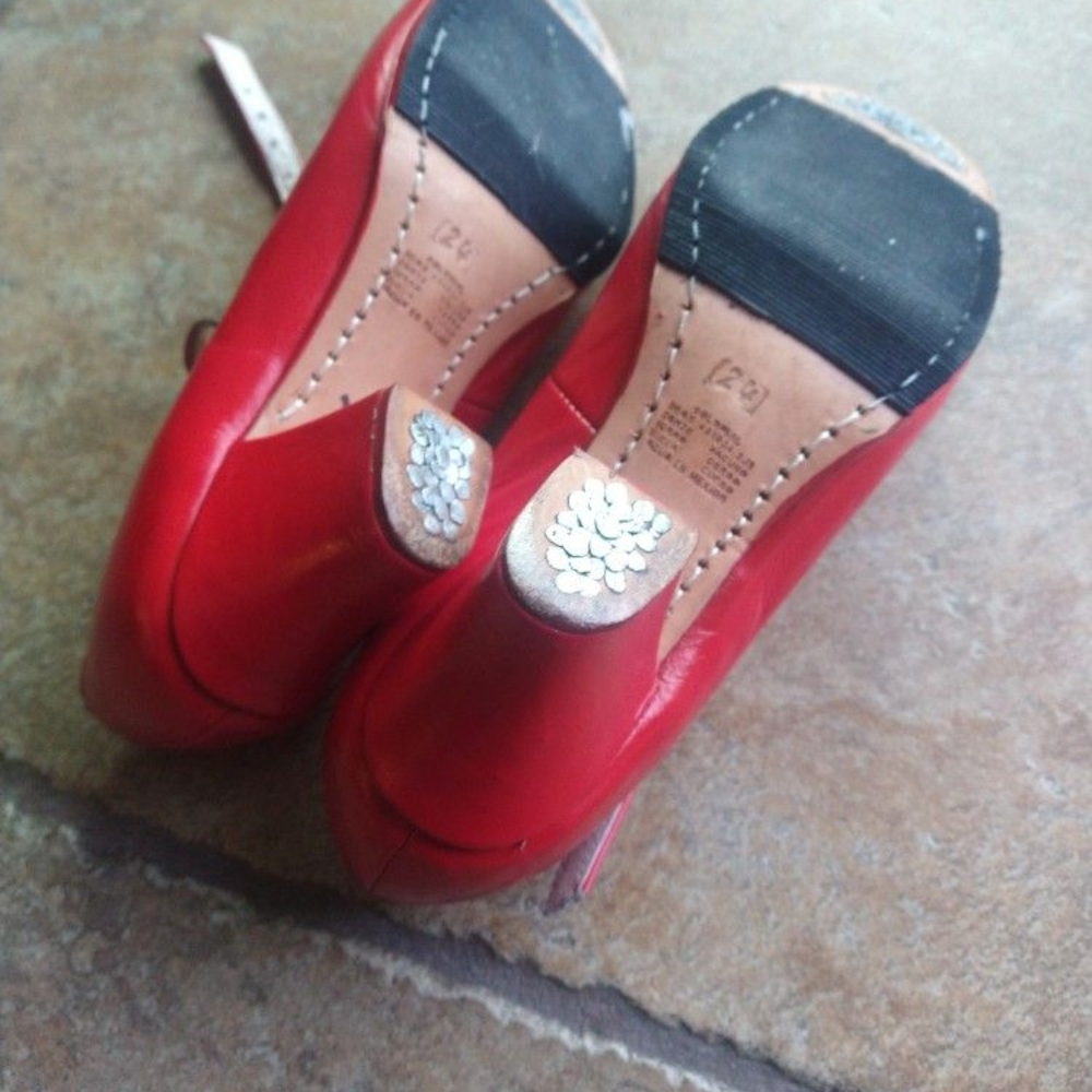 Folklorico Dance Shoes, Mexican Size 24, Red